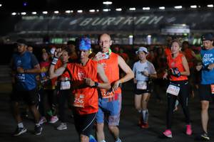 BIB: 2594, 2122, 28652, 0412, 256
                            <button type="button" onclick="openModal(11462923)" class="btn btn-primary btn-sm float-right btn-popup" data-toggle="modal" data-target=".modal-high-quality">
                        <i class="fas fa-shopping-cart"></i> Add to Cart
                    </button>
                                            <button type="button" onclick="isThisMe(11462923, true)" class="btn btn-success btn-sm float-right btn-popup btn-isme hidden" data-toggle="tooltip" data-placement="bottom" title="นี่คือรูปของคุณใช่ไหม คลิกที่นี่เพื่อเอาเข้าอัลบั้ม">
                        <i class="fas fa-plus"></i> Add to album
                    </button>
                    <button type="button" onclick="isThisMe(11462923, false)" class="btn btn-warning btn-sm float-right btn-popup btn-isnotme hidden">
                        <i class="fas fa-ban"></i> Remove from album
                    </button>